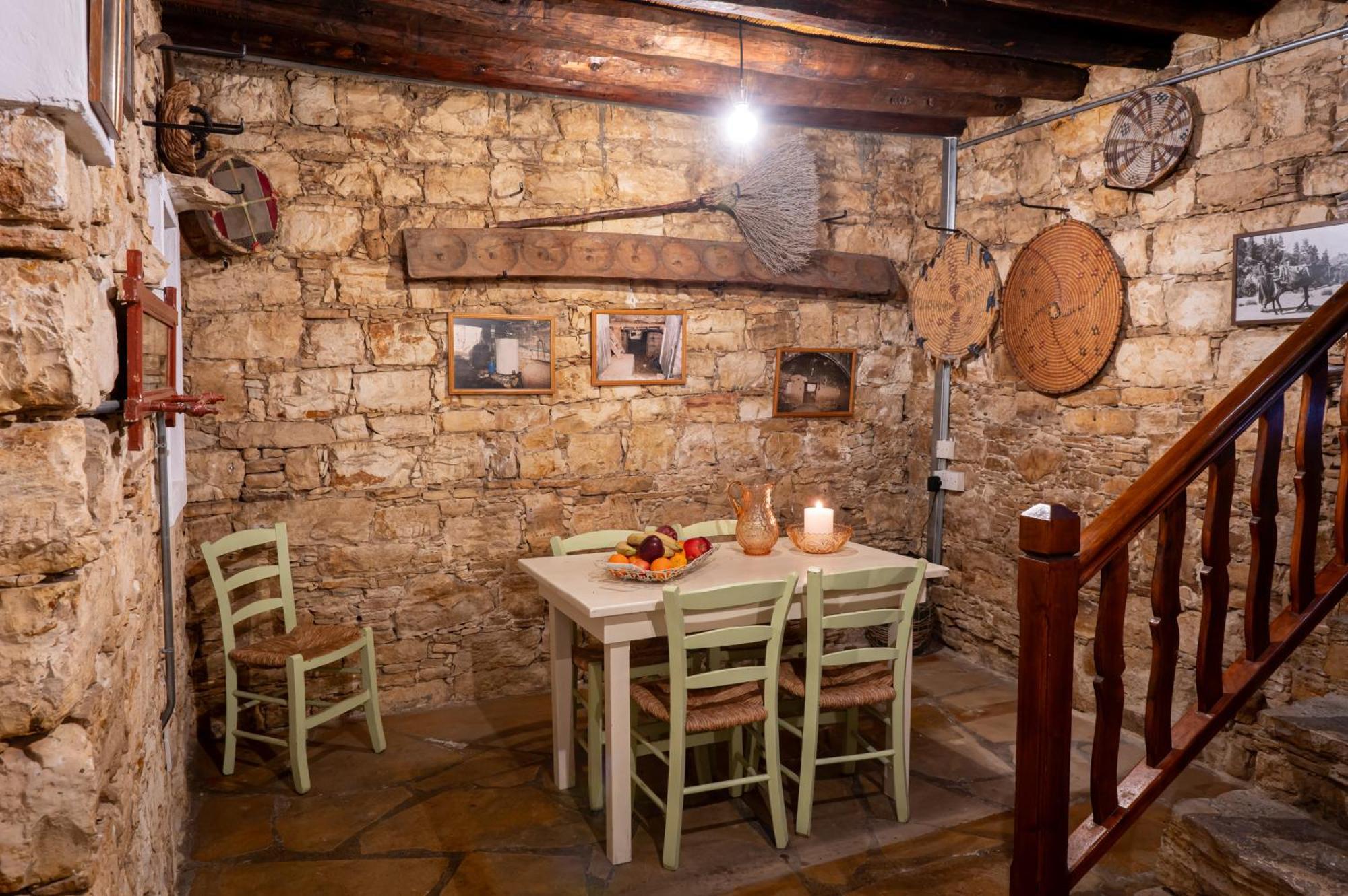 Oinoessa Traditional Boutique Guest Houses Lofou Exteriér fotografie